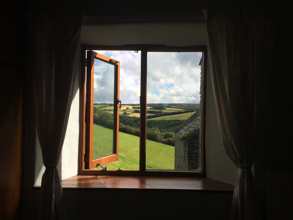 Coombe Farm Bed & Breakfast Lynton Exterior photo